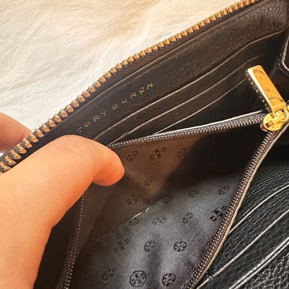 Tory Burch Landon black leather continental wallet - Picture 9 of 12